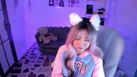 Lady  online show from October 22, 4:57 am