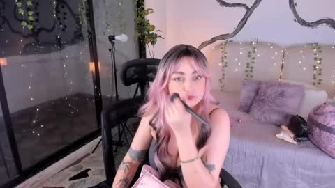 Lady  online show from November 15, 4:32 am