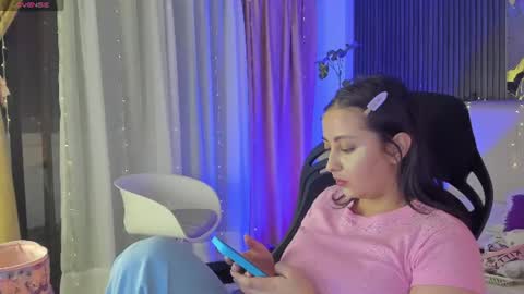 Lady  online show from June 21, 3:53 am