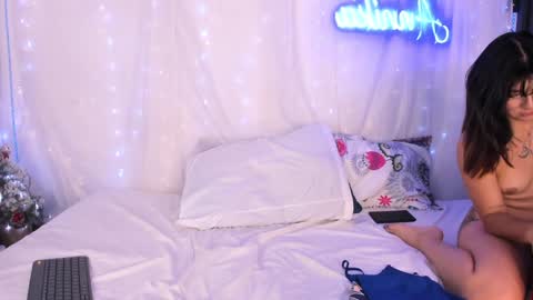 Laena Arryn online show from December 5, 11:51 pm