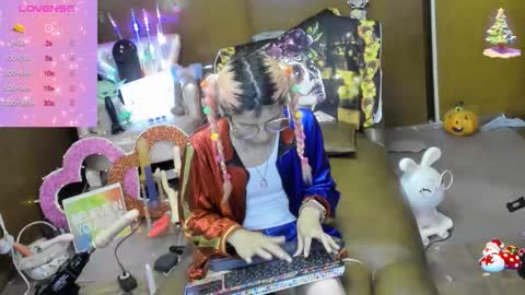 Skinnygirl online show from October 29, 10:44 pm