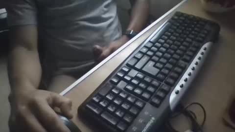 Snapshot of lagenovadura chatting on May 24, 1:38 pm La Genova esta Dura beard boy male dick mastubate latinosexy latinohot latino glasses mature strong stronglegs online show from May 24, 1:38 pm