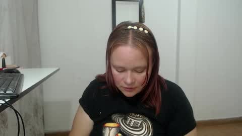  paola and a guest lol    online show from September 19, 8:49 am