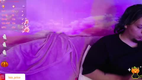 Snapshot of laia_and_damian chatting on October 31, 12:22 am laia_and_damian online show from October 31, 12:22 am