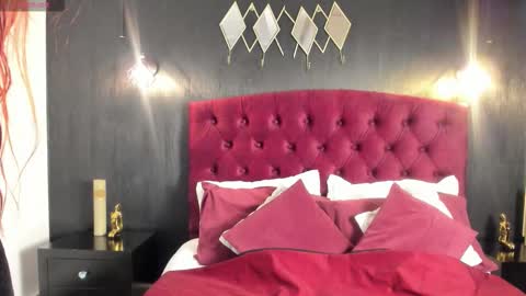 Laia  online show from September 21, 12:40 pm