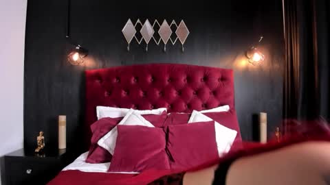 Snapshot of laia_jonees chatting on January 16, 11:47 am Laia online show from January 16, 11:47 am