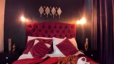 Snapshot of laia_jonees chatting on February 6, 11:46 am Laia online show from February 6, 11:46 am