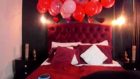 Snapshot of laia_jonees chatting on March 5, 11:39 am Laia online show from March 5, 11:39 am