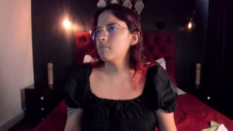 Snapshot of laia_jonees chatting on May 27, 12:02 pm Laia online show from May 27, 12:02 pm