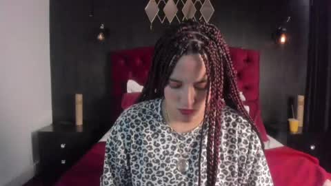Snapshot of laia_jonees chatting on July 22, 12:52 pm Laia online show from July 22, 12:52 pm