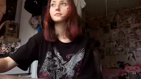 Snapshot of laicahalane chatting on July 7, 3:53 am Jenny online show from July 7, 3:53 am