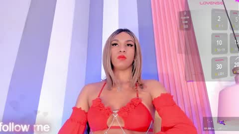 Snapshot of laiilybell chatting on January 30, 4:45 pm laiily bell online show from January 30, 4:45 pm