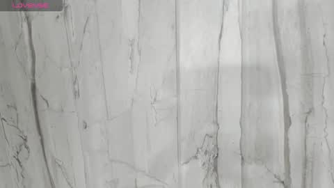 Snapshot of laiilybell chatting on September 28, 12:54 pm laiily bell online show from September 28, 12:54 pm