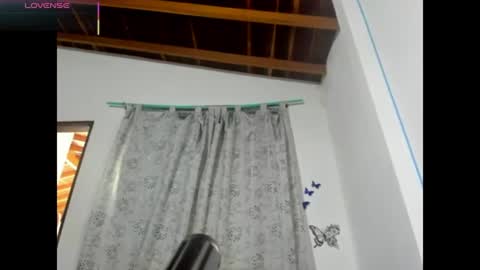 Snapshot of laila_laly chatting on July 25, 5:43 pm Leila Laly online show from July 25, 5:43 pm