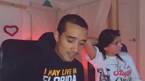 Snapshot of lailaasher chatting on December 16, 5:12 am lailaasher online show from December 16, 5:12 am