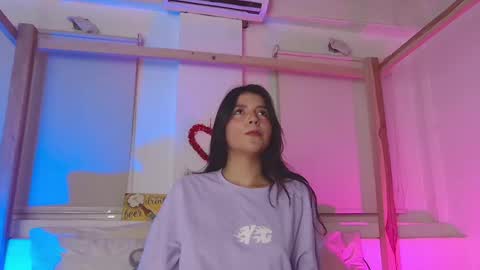 lailaasher online show from May 26, 5:36 am