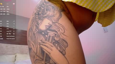 Laila online show from April 27, 2:37 pm