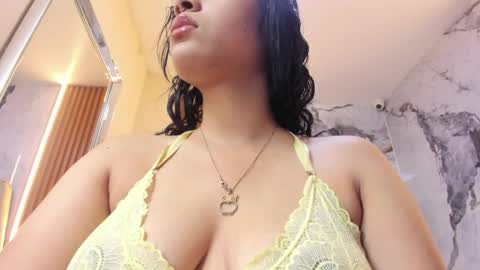   online show from May 11, 11:49 am
