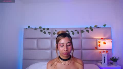 Laila Stilwills online show from November 9, 12:58 pm