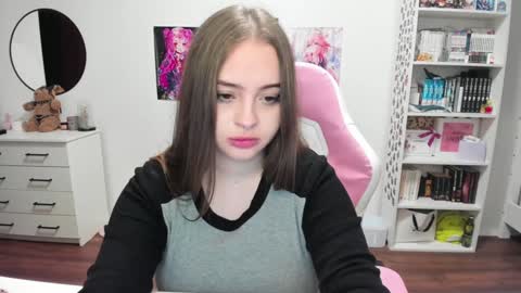 Kira online show from January 10, 1:21 am