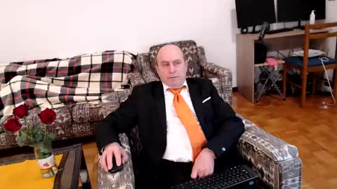 Snapshot of lajose52 chatting on January 18, 12:57 pm lajose52 online show from January 18, 12:57 pm