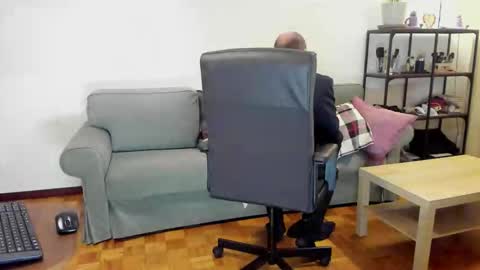 Snapshot of lajose52 chatting on October 19, 1:23 pm lajose52 online show from October 19, 1:23 pm