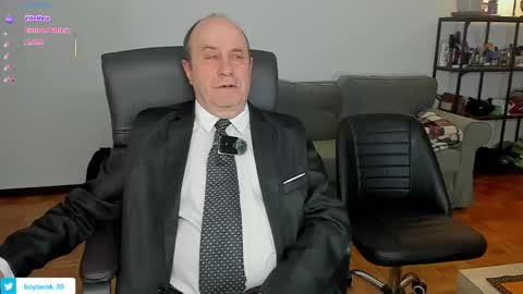 Snapshot of lajose52 chatting on March 15, 3:51 pm lajose52 online show from March 15, 3:51 pm