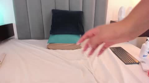 Snapshot of lakshmi777_ chatting on March 12, 4:18 am Lakshmi online show from March 12, 4:18 am