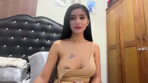 kristine online show from April 19, 11:31 am