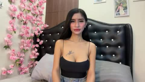 Snapshot of lakshmi_filipina chatting on July 13, 11:02 am kristine online show from July 13, 11:02 am