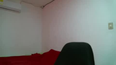 laura gomez online show from February 18, 6:37 pm