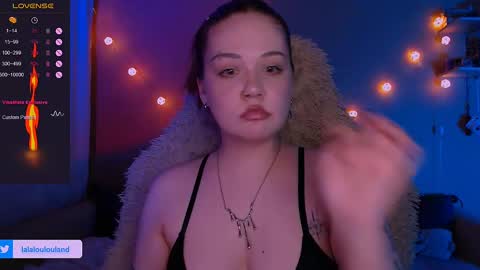 Nicky online show from February 23, 7:07 pm