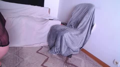 Snapshot of lala_my chatting on February 4, 2:56 pm LalaMy online show from February 4, 2:56 pm