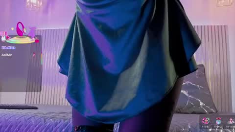 Snapshot of lala_pantyhose chatting on June 30, 7:26 pm Miss Lala online show from June 30, 7:26 pm