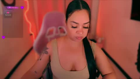 lalablack1_ online show from October 25, 2:30 am