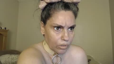 Naomi Rose online show from February 16, 9:05 am