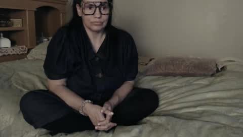 Naomi Rose online show from March 5, 10:33 am