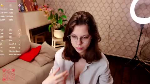 Julia online show from May 24, 9:31 pm