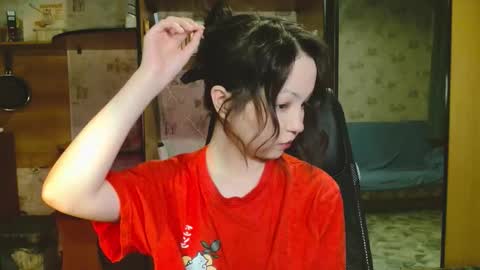 Snapshot of lalallalalaaa chatting on December 15, 4:33 pm lalallalalaaa online show from December 15, 4:33 pm