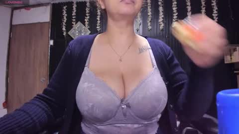  Sofi  online show from October 18, 10:49 am