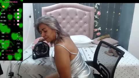 lalisha online show from December 25, 5:26 pm