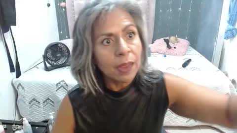 lalisha online show from November 15, 12:30 am