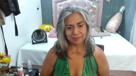 lalisha online show from May 2, 12:48 am