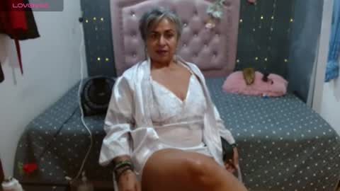 lalisha online show from July 25, 10:40 pm