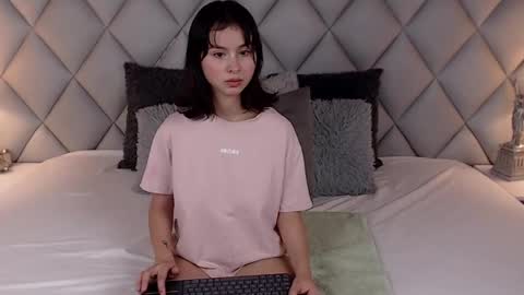 Snapshot of lalycastro chatting on January 18, 7:48 pm Laly Castro online show from January 18, 7:48 pm