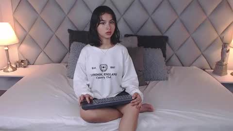 Snapshot of lalycastro chatting on January 21, 7:28 pm Laly Castro online show from January 21, 7:28 pm