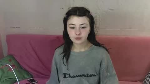 Snapshot of lama111111mama chatting on January 17, 12:20 am I work 5PM to 9 PM EST New York online show from January 17, 12:20 am