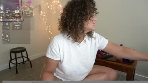 Snapshot of lamarquesathelion chatting on July 28, 3:32 pm La Marquesa online show from July 28, 3:32 pm
