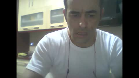 Snapshot of lambasraul chatting on February 15, 10:17 pm lambasraul online show from February 15, 10:17 pm