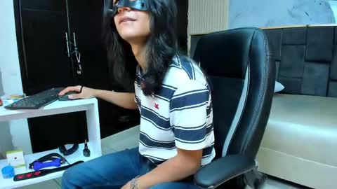 Snapshot of lamberthouse chatting on October 13, 10:32 pm Bella Dante online show from October 13, 10:32 pm